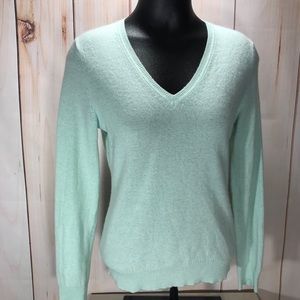 Lord and Taylor Cashmere v-neck sweater